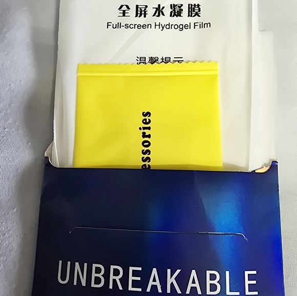 Samsung Galaxy S23 Ultra Screen Protectors - Picture 4 of 4